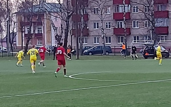 Холодный «душ» - в холодный дождь. ФК «Сморгонь» - ФК «Барановичи» - 3:0 Холодный «душ» - в холодный дождь. ФК «Сморгонь» - ФК «Барановичи» - 3:0