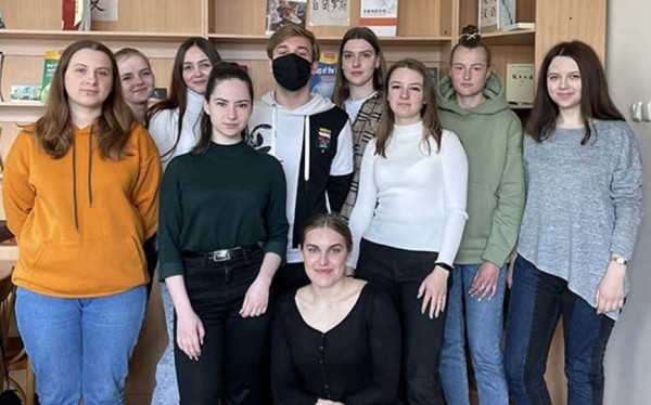 Студентка из Барановичей лучше всех в области знает китайский! Студентка из Барановичей лучше всех в области знает китайский!