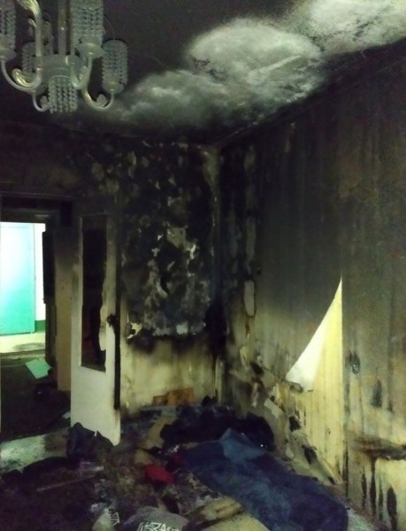 Три человека спасены работниками МЧС на пожаре в Барановичах Три человека спасены работниками МЧС на пожаре в Барановичах