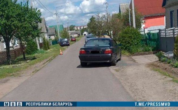 10-летний мальчик на автомобиле сбил двух пешеходов в Горках