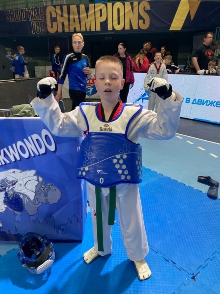 12 медалей привезли юные барановичские таэквондисты с республиканского турнира «Берестье 2022»