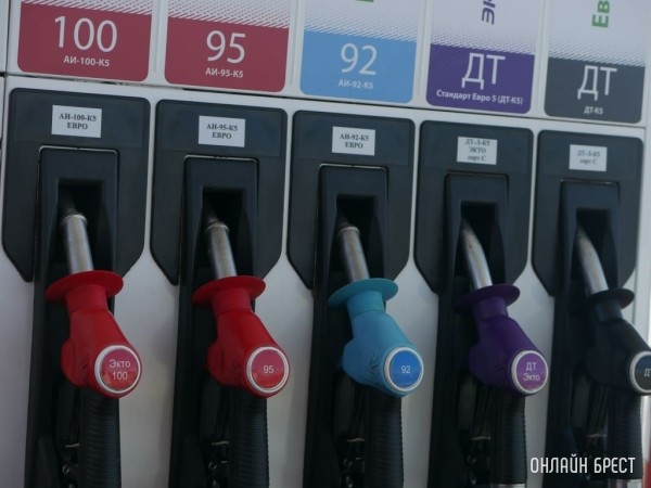 В Беларуси дорожает топливо В Беларуси дорожает топливо