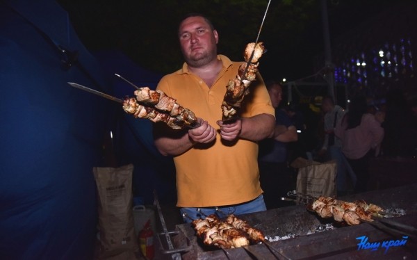 Живые скульптуры, ярмарки мастеров, интерактивные площадки: чем еще радует горожан «Барановичская весна» Живые скульптуры, ярмарки мастеров, интерактивные площадки: чем еще радует горожан «Барановичская весна»