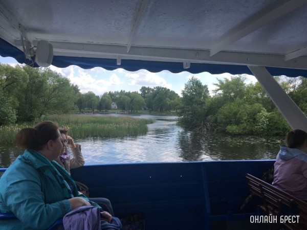 В Бресте вернулись прогулки на теплоходе. Цена и график работы