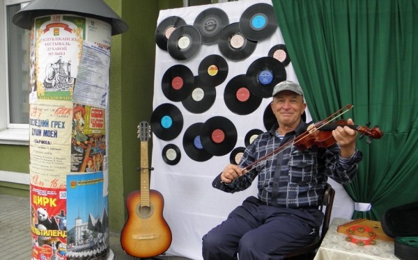 Интерактивная библиотечная площадка «Музыка в каждом из нас» собрала горожан  Интерактивная библиотечная площадка «Музыка в каждом из нас» собрала горожан