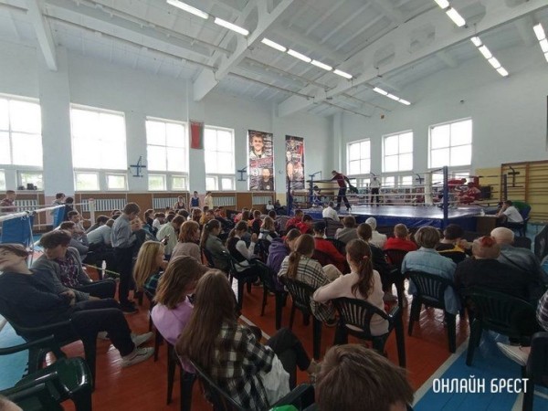 
                В Жабинке сейчас проходит финал юношеской лиги бокса Республики Беларусь
            