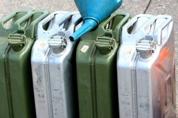 За хищение солярки в Брестской области завели уголовное дело на трактористов За хищение солярки в Брестской области завели уголовное дело на трактористов