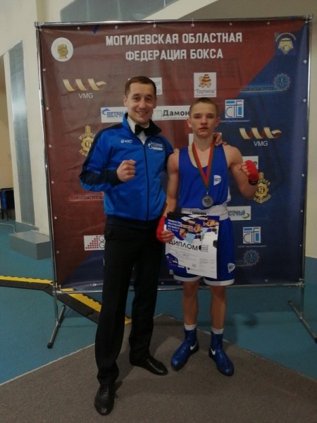 Барановичские боксеры достойно выступили на первенстве республики