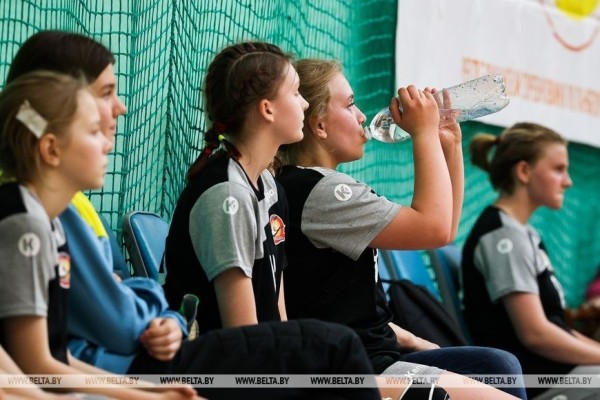 Финальный этап соревнований по гандболу «Стремительный мяч» стартовал в Бресте. Фоторепортаж