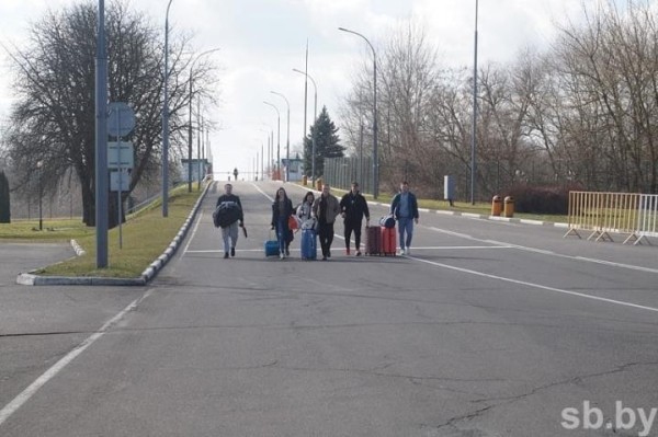 Куда точно могут поехать белорусы без сертификатов о вакцинации и ПЦР