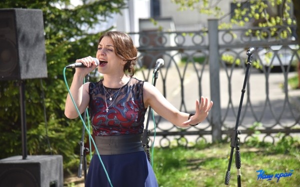 Фотофакт. Интерактивные площадки «Вечер поколений» в Барановичах ко Дню Победы