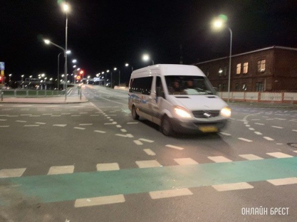 Читатель: Очень хочется обратиться с просьбой к водителям маршруток
             
                Читатель: Очень хочется обратиться с просьбой к водителям маршруток