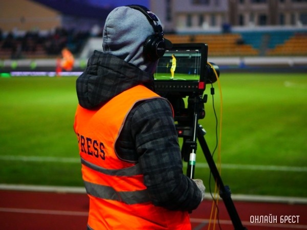 Футболисты «Реала» вышли в финал Лиги чемпионов и сыграют с «Ливерпулем» Футболисты «Реала» вышли в финал Лиги чемпионов и сыграют с «Ливерпулем»