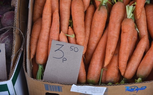  Фоторепортаж. Что продают на рынке в Барановичах и почем?