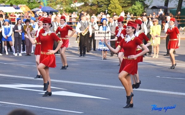 Фоторепортаж. Торжественная церемония открытия праздника города «Барановичская весна 2022» Фоторепортаж. Торжественная церемония открытия праздника города «Барановичская весна 2022»