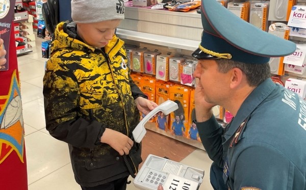 О безопасности детям и родителям рассказали в… магазине О безопасности детям и родителям рассказали в… магазине