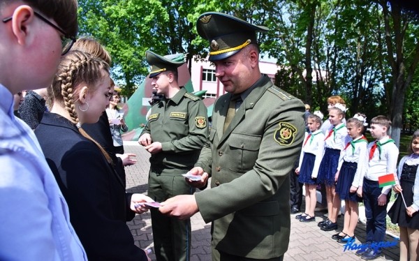 «Он спас нам жизнь!» – жители Арабовщины свято чтят память Владимира Карвата