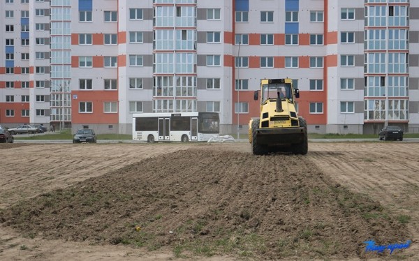 Под контролем. В каком состоянии парк в Боровках спустя неделю после визита мэра?
