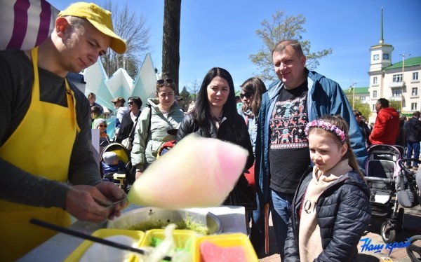 Праздничный концерт «9 мая – День Великой Победы» на главной сценической площадке Барановичей