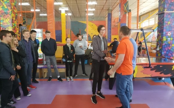 В Барановичах наградили ребят, которые приняли участие в военно-патриотической игре «Орленок» В Барановичах наградили ребят, которые приняли участие в военно-патриотической игре «Орленок»