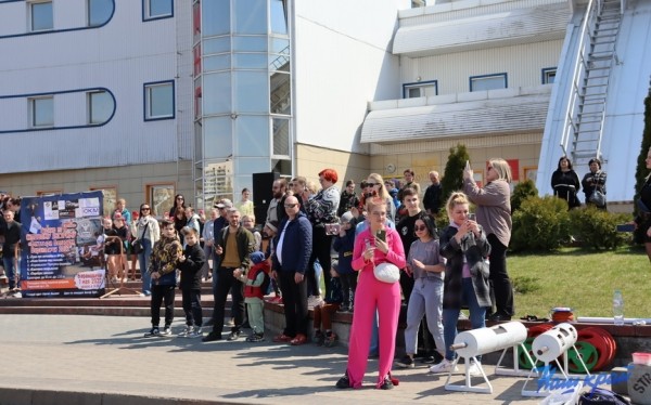 В Барановичах состоялся турнир по силовому экстриму. Фоторепортаж