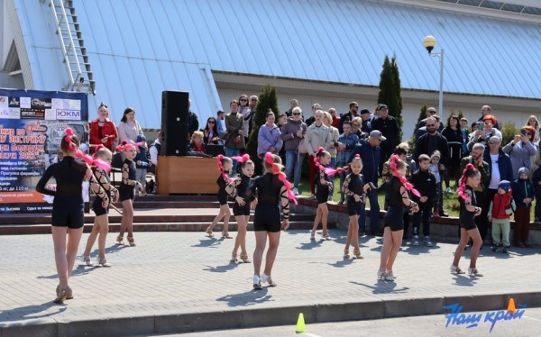 В Барановичах состоялся турнир по силовому экстриму. Фоторепортаж
