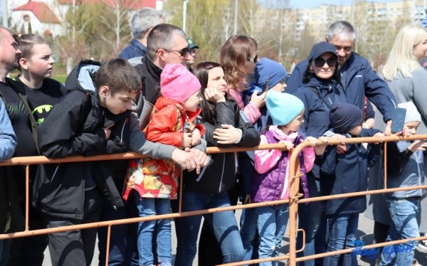 В Барановичах состоялся турнир по силовому экстриму. Фоторепортаж