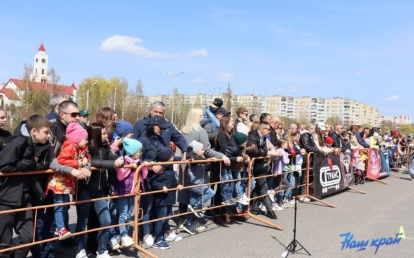 В Барановичах состоялся турнир по силовому экстриму. Фоторепортаж