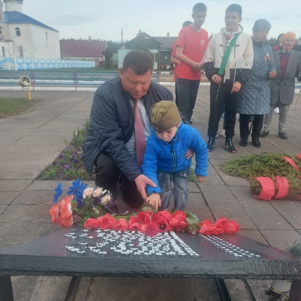 В Барановичском районе прошла акция «Зажги огонь в своем сердце» В Барановичском районе прошла акция «Зажги огонь в своем сердце»