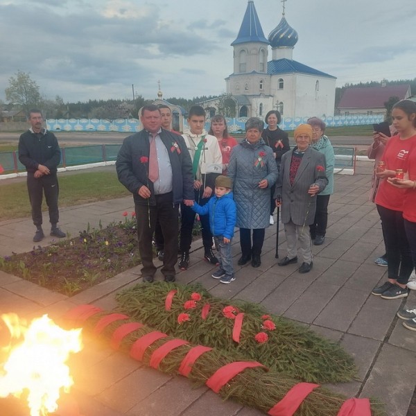 В Барановичском районе прошла акция «Зажги огонь в своем сердце» В Барановичском районе прошла акция «Зажги огонь в своем сердце»