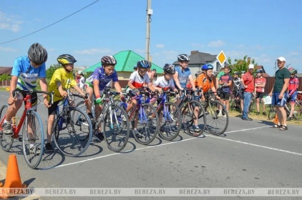 Жители Бреста приняли участие в соревнованиях по велоспорту Жители Бреста приняли участие в соревнованиях по велоспорту