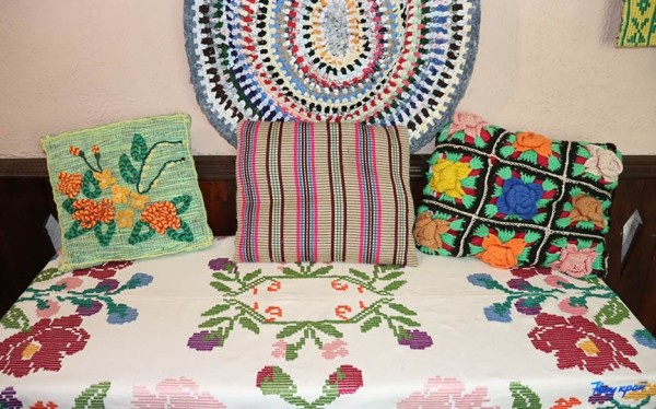 Уникальные работы мастерицы по ткачеству можно увидеть в Барановичском районном центре ремесел Уникальные работы мастерицы по ткачеству можно увидеть в Барановичском районном центре ремесел