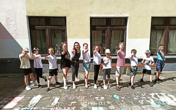 «Мастерская творческих идей» увлекла около 40 юных барановичан