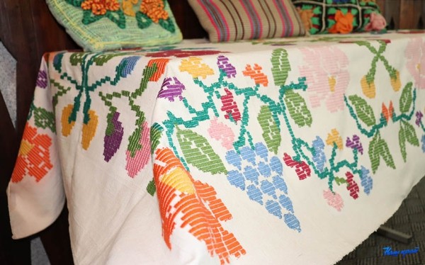 Уникальные работы мастерицы по ткачеству можно увидеть в Барановичском районном центре ремесел Уникальные работы мастерицы по ткачеству можно увидеть в Барановичском районном центре ремесел