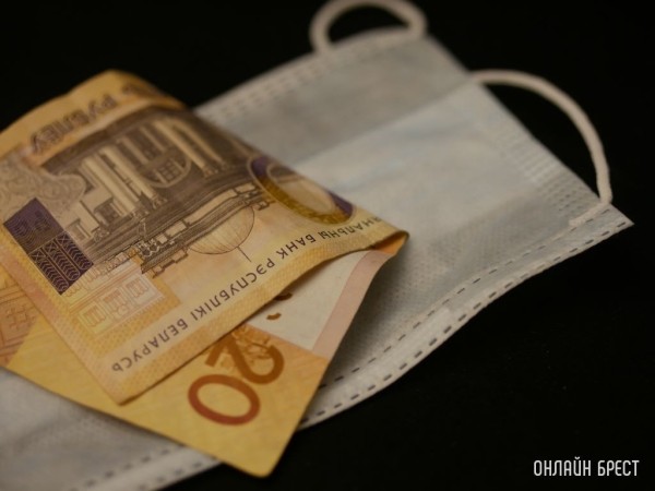 Что с ковидными надбавками? Минздрав о зарплатах медиков