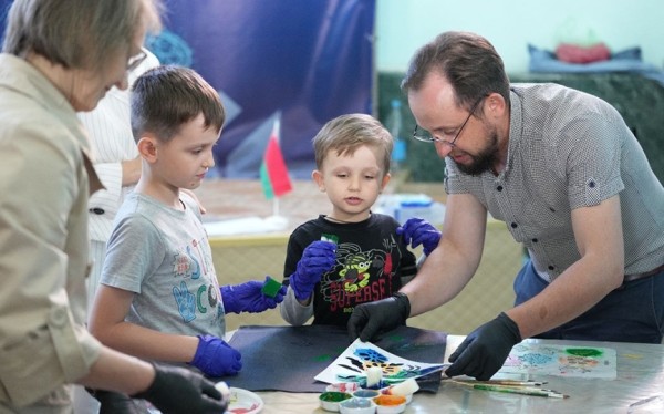 Мастер-класс по народному творчеству в рамках фестиваля «Вытокi» прошел в Столине Мастер-класс по народному творчеству в рамках фестиваля «Вытокi» прошел в Столине