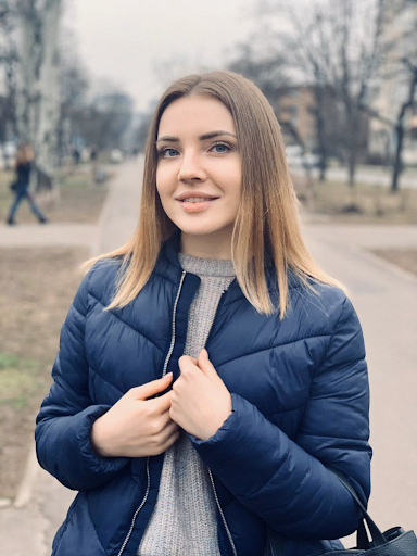 Обзор ютуб канала Топ каппер Юля, отзывы и мнение подписчиков, цены