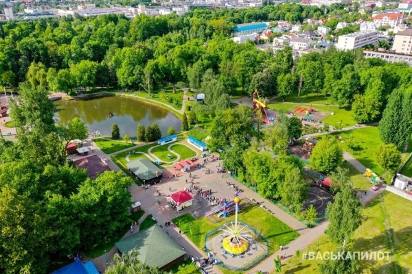 
                Как выглядит с высоты брестский парк культуры и отдыха
            