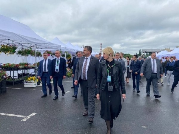 Выручка участников ярмарки «Садовый Маркет» в Бресте составила порядка 100 тысяч рублей Выручка участников ярмарки «Садовый Маркет» в Бресте составила порядка 100 тысяч рублей