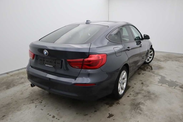 Автоподборщик — об очередной уловке: в объявлениях указывают схожий, но не родной VIN машины