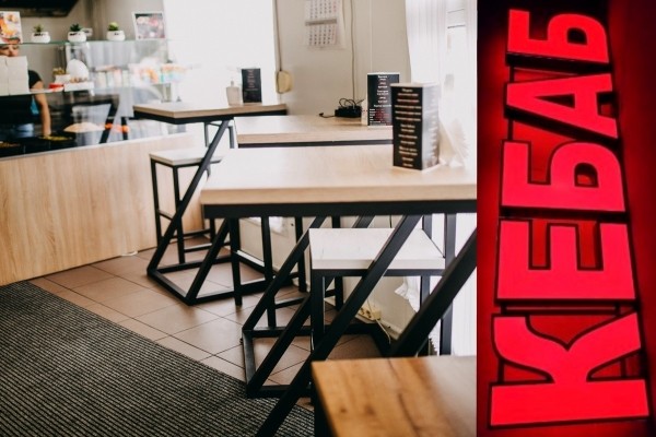 Об этой шаурме говорят все! «Кебаб на болоте» – вкусный стритфуд, большое меню, быстрая доставка по Бресту