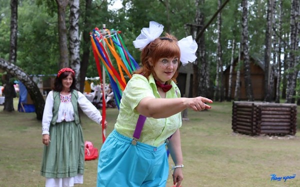 Частушки, батлейка, мастер-классы. Как в Барановичском районе прошел праздник фольклора «Напевы зямлі маёй». Фоторепортаж Частушки, батлейка, мастер-классы. Как в Барановичском районе прошел праздник фольклора «Напевы зямлі маёй». Фоторепортаж