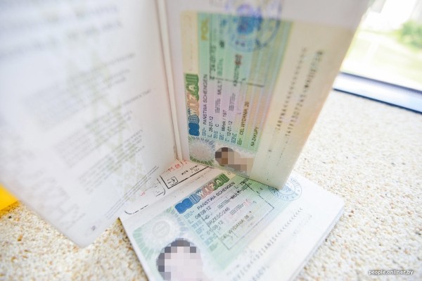 Белорусы рассказали о своем опыте подачи на визу Белорусы рассказали о своем опыте подачи на визу
