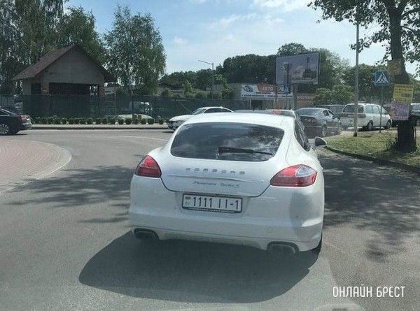 Читатель: Хороший номер у Porsche :)
Читатель: Хороший номер у Porsche :)