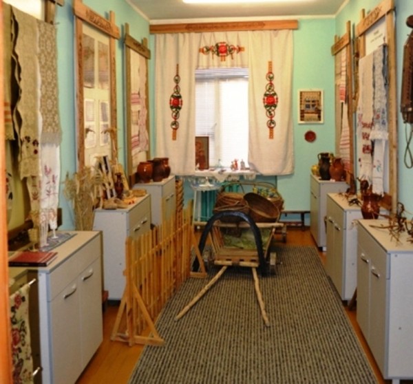 Экскурсионный тур по школьным музеям города Барановичи Экскурсионный тур по школьным музеям города Барановичи