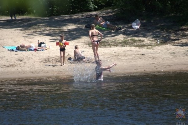 Что делать, если вы стали очевидцем происшествия на воде, рассказали пинские спасатели Что делать, если вы стали очевидцем происшествия на воде, рассказали пинские спасатели