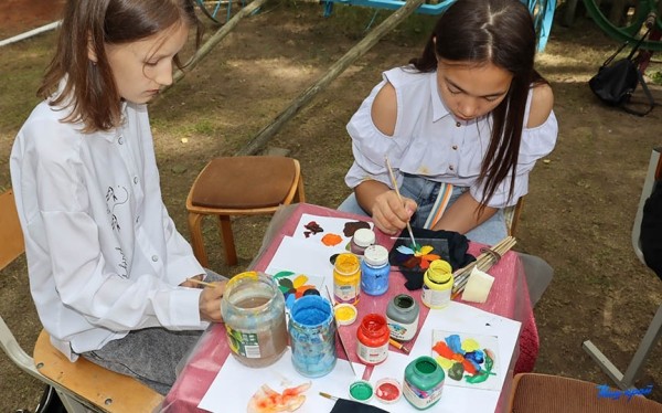 Частушки, батлейка, мастер-классы. Как в Барановичском районе прошел праздник фольклора «Напевы зямлі маёй». Фоторепортаж Частушки, батлейка, мастер-классы. Как в Барановичском районе прошел праздник фольклора «Напевы зямлі маёй». Фоторепортаж