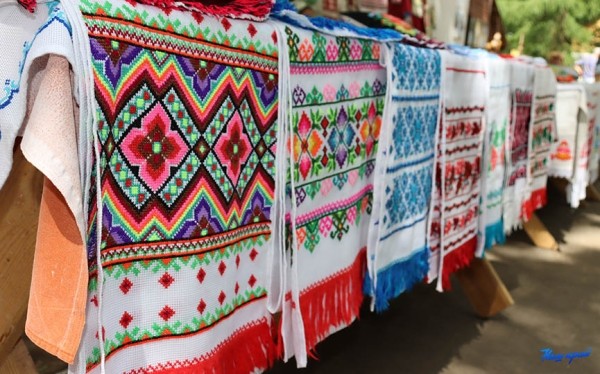 Частушки, батлейка, мастер-классы. Как в Барановичском районе прошел праздник фольклора «Напевы зямлі маёй». Фоторепортаж Частушки, батлейка, мастер-классы. Как в Барановичском районе прошел праздник фольклора «Напевы зямлі маёй». Фоторепортаж