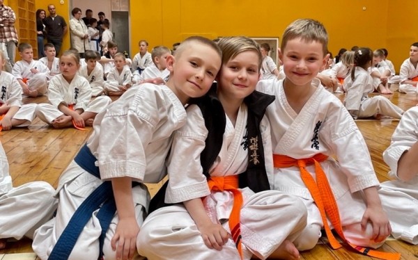 Городской турнир по Киокушинкай каратэ состоялся в Барановичах Городской турнир по Киокушинкай каратэ состоялся в Барановичах