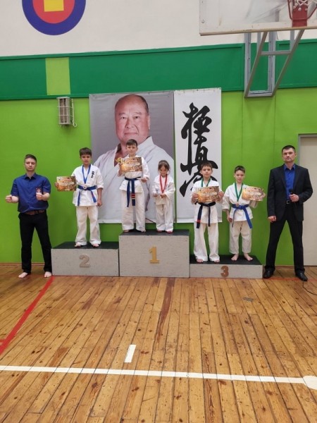 Городской турнир по Киокушинкай каратэ состоялся в Барановичах Городской турнир по Киокушинкай каратэ состоялся в Барановичах